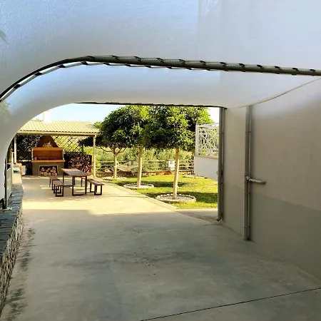 Villa Oasis - Maisonette A Verga Kalamata