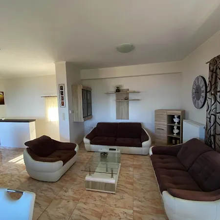 Oasis - Maisonette A * Verga Kalamata