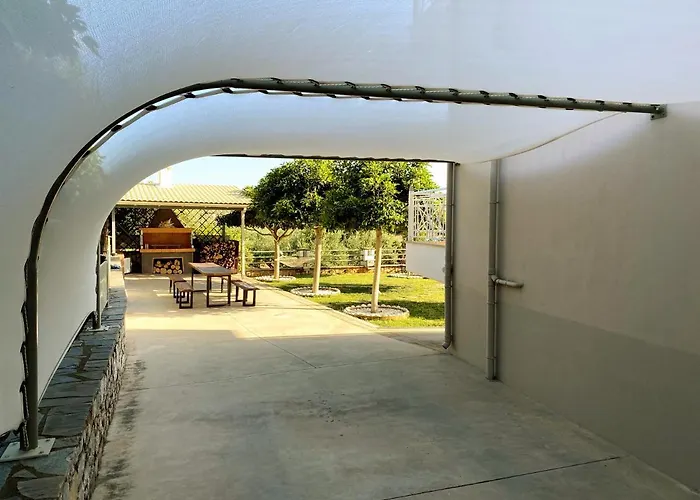 Villa Oasis - Maisonette A Verga Kalamata